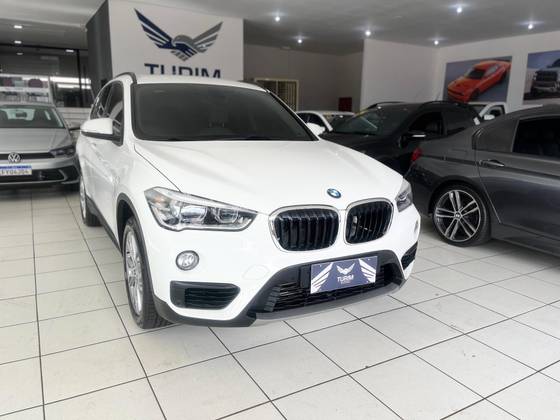 BMW X1 2.0 16V TURBO ACTIVEFLEX SDRIVE20I 4P AUTOMÁTICO BMW X1 2.0 16V TURBO ACTIVEFLEX SDRIVE20I 4P AUTOMÁTICO
